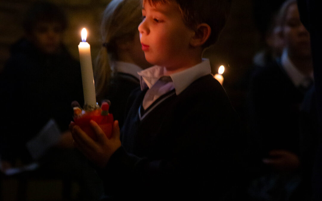 Candlelight at Christingle Service 