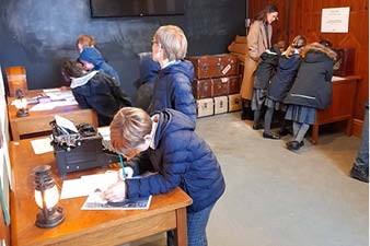 Year 4 Explore History at Blenheim Palace
